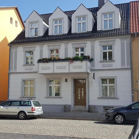 Fewo Am Marktplatz I Eisenhüttenstadt Eksteriør billede